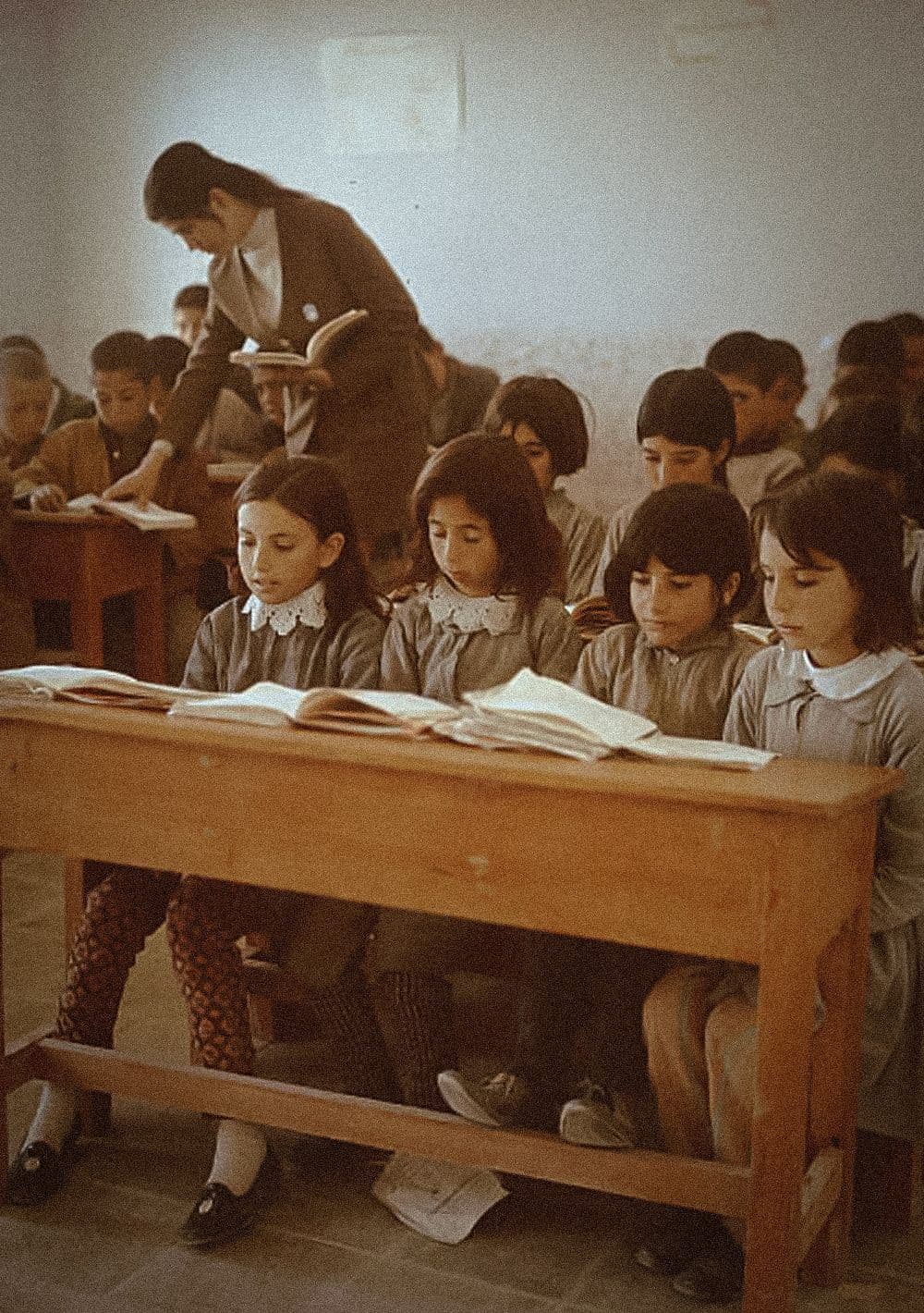 ایران، دهه 40 شمسى، عکس از پل الماسى