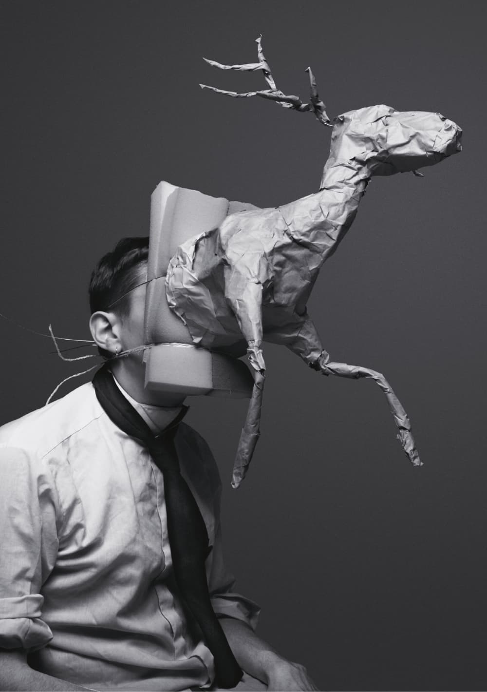 رؤیای پایکوبی بر ویرانه‌های قصری که زیبا نیست