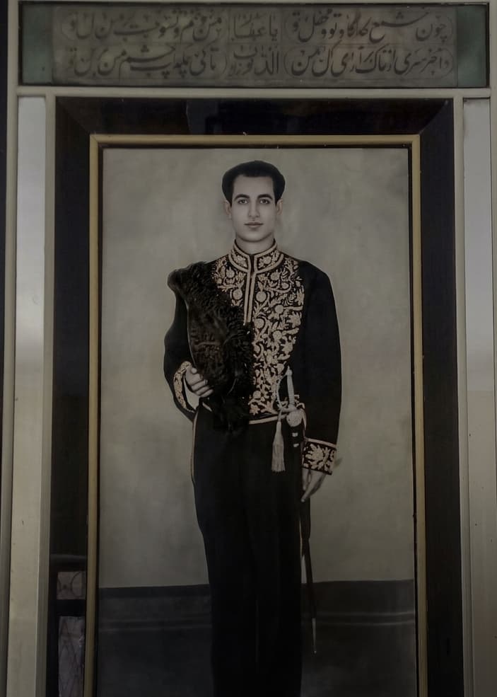 آینه در آینه شد