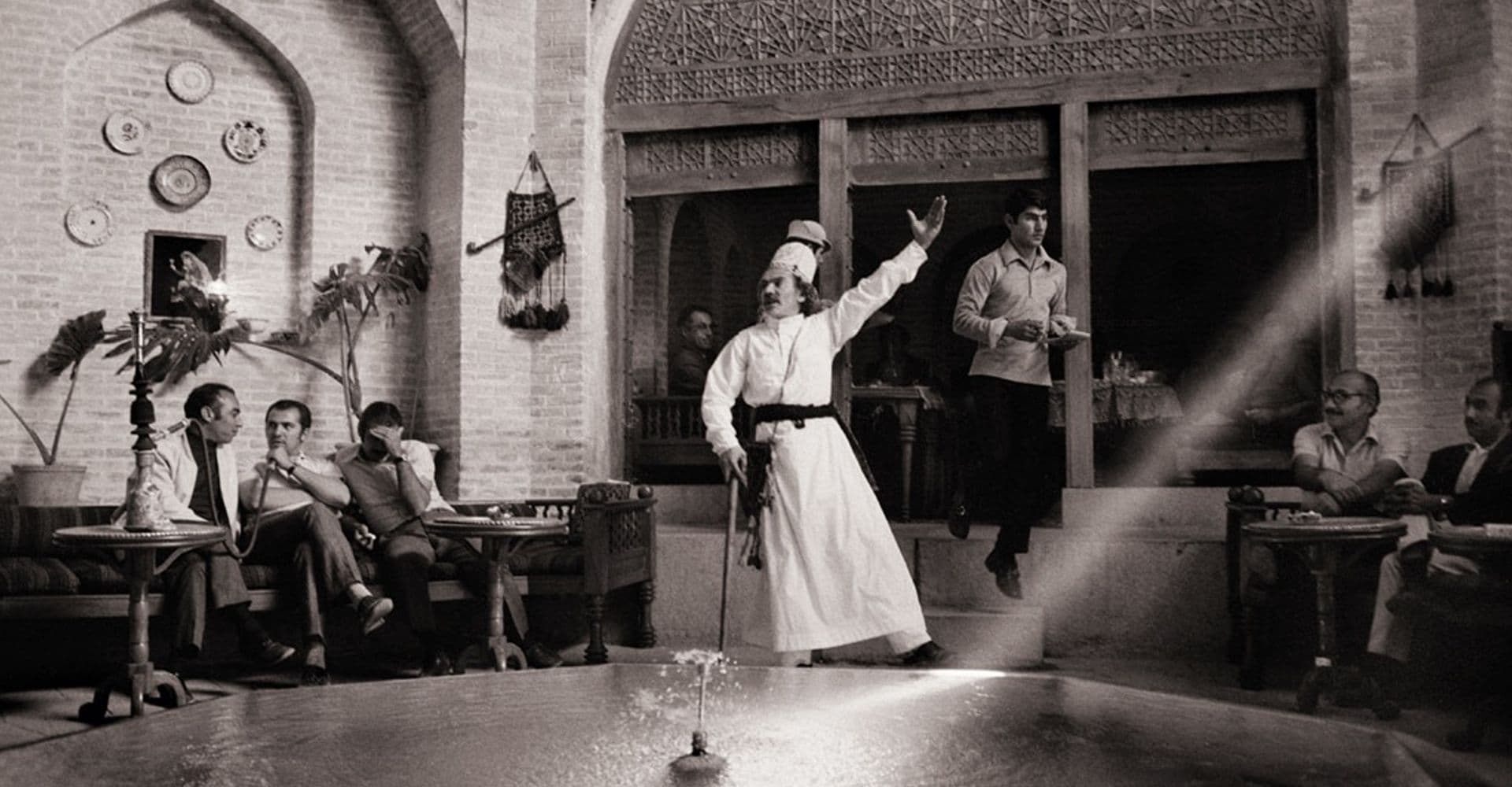 آرامگاه فردوسى، ۱۳۱۶ شمسى