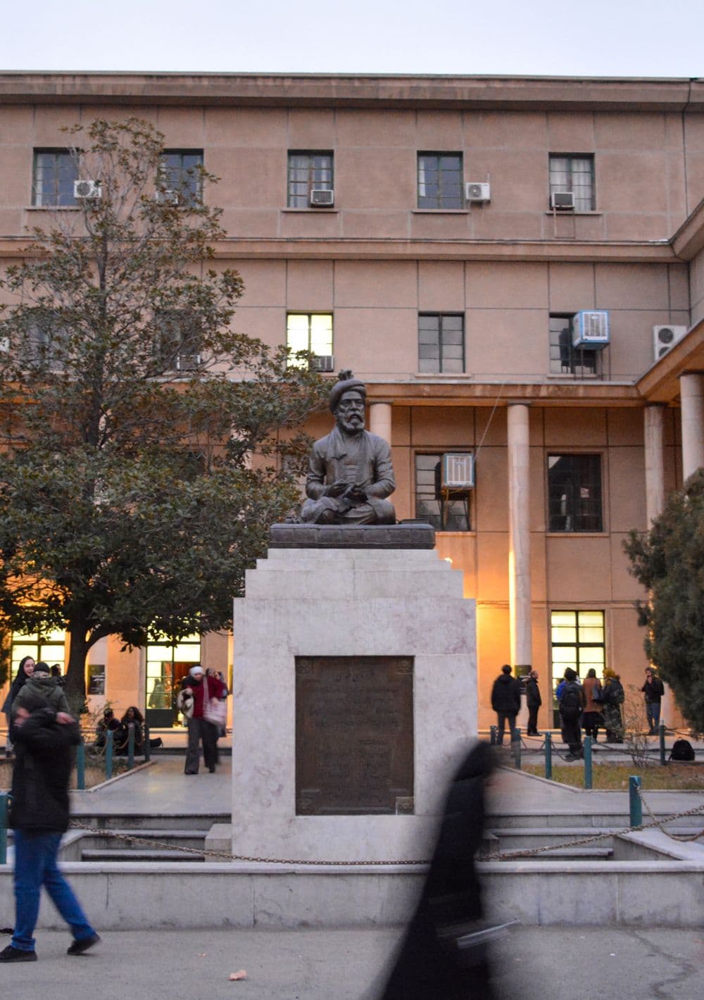 دکتر شهرام آزادیان